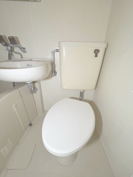 物件内観写真14　(トイレ)