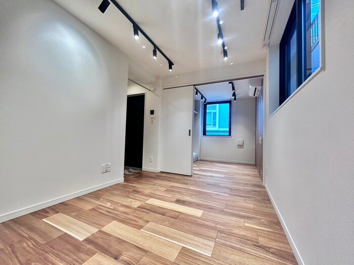 物件内観写真5　(居室)