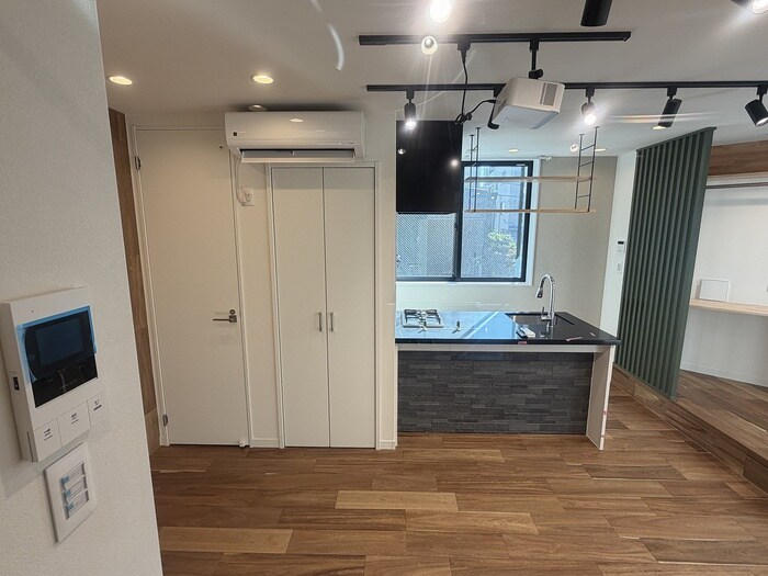 物件内観写真9　(居室)