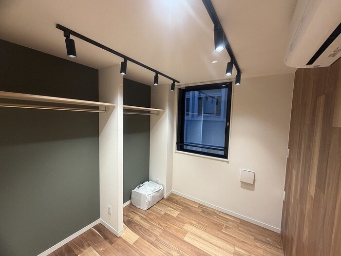 物件内観写真13　(居室)