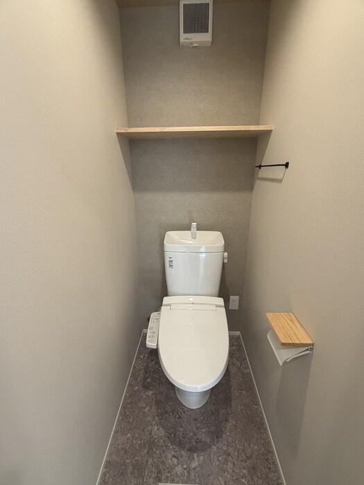 物件内観写真16　(トイレ)