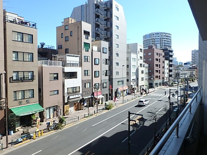 物件内観写真19　(室内からの展望)