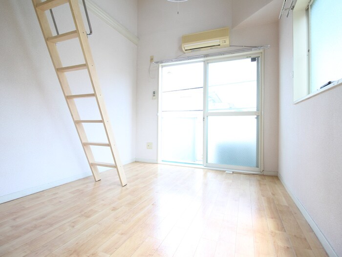 物件内観写真7　(居室)