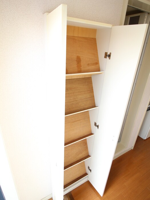 物件内観写真14　(靴箱)