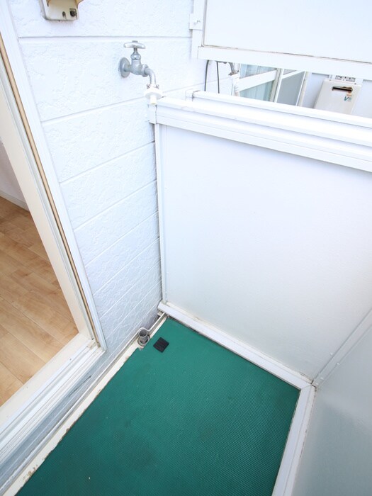 物件内観写真17　(洗濯機置場)