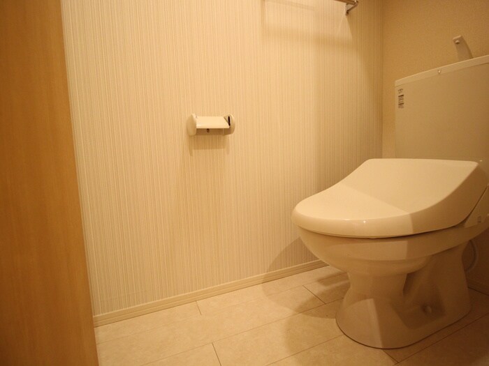 物件内観写真12　(トイレ)