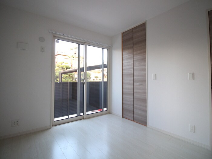 物件内観写真17　(居室)