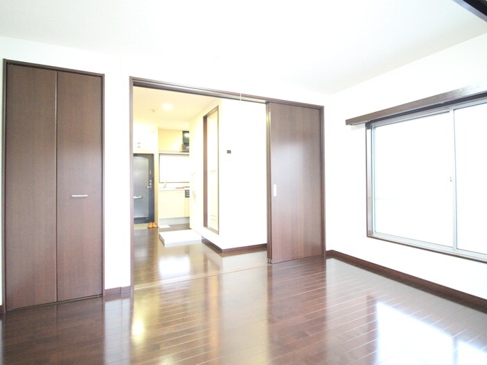 物件内観写真9　(居室)