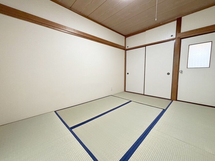 物件内観写真10　(居室)