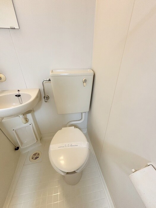 物件内観写真13　(トイレ)