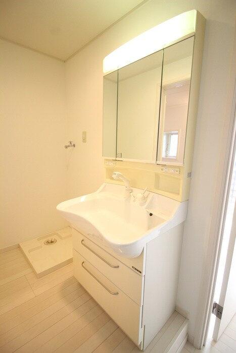 物件内観写真13　(洗面)