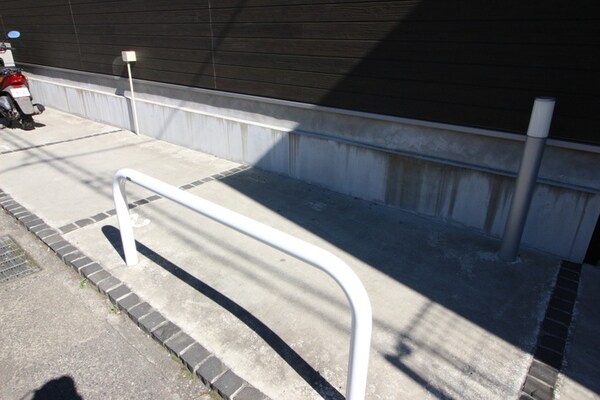 バイク置き場