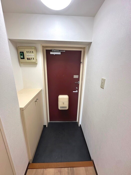 物件内観写真16　(玄関)