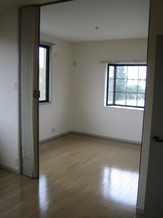 物件内観写真5　(居室)