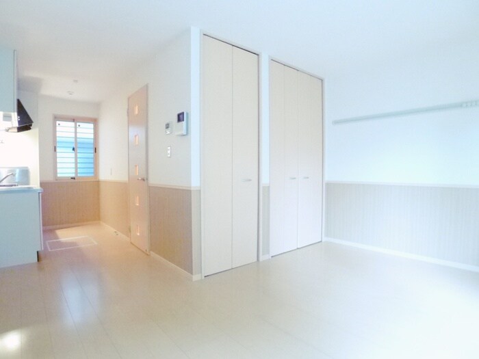 物件内観写真4　(居室)