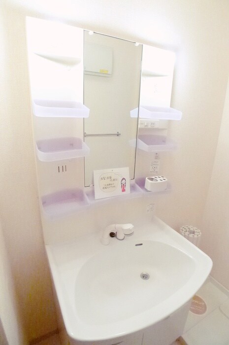 物件内観写真8　(洗面)