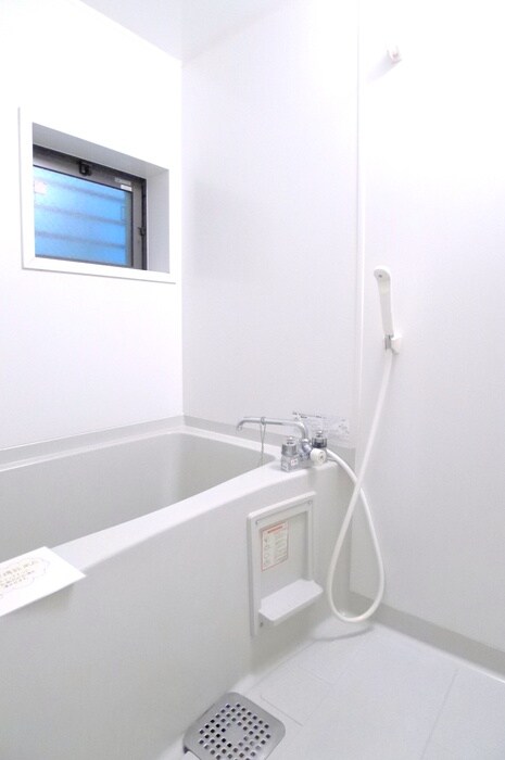 物件内観写真9　(バス／シャワールーム等)