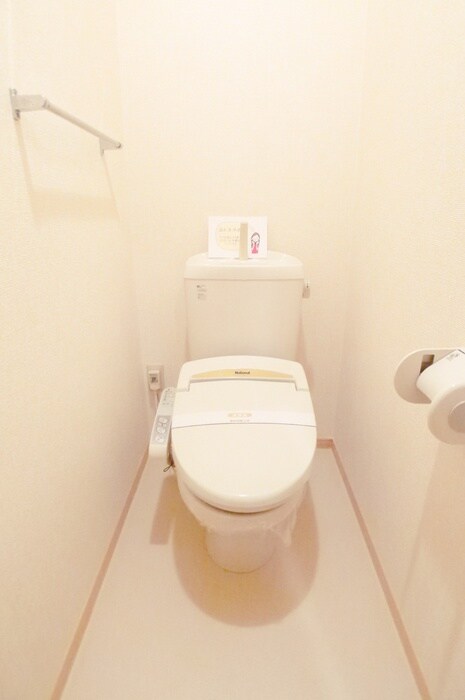 物件内観写真10　(トイレ)