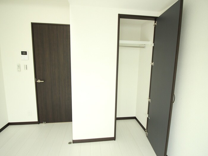 物件内観写真11　(収納)