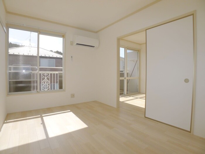 物件内観写真7　(居室)