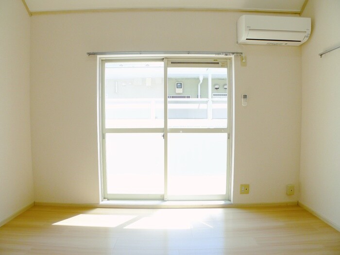 物件内観写真10　(内観写真)