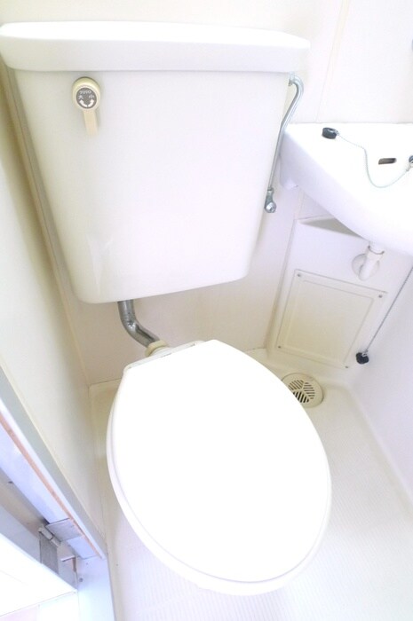 物件内観写真14　(トイレ)