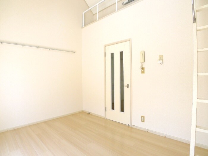 物件内観写真18　(居室)