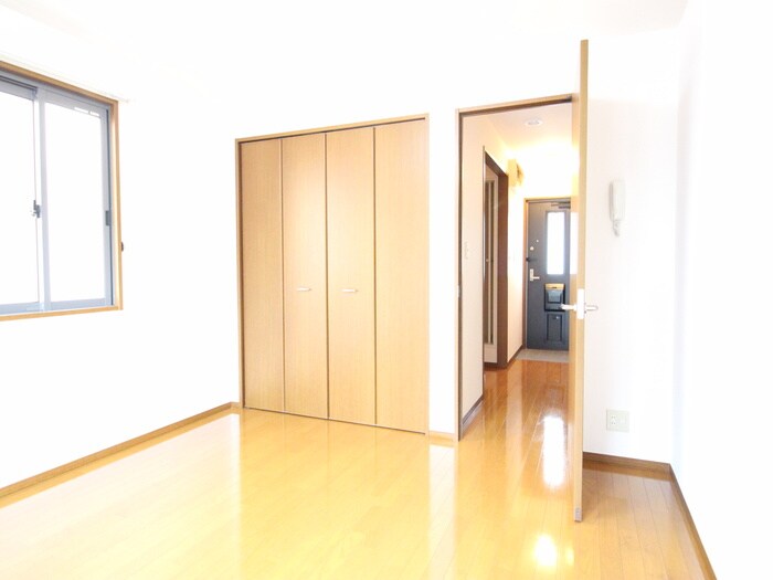 物件内観写真6　(居室)