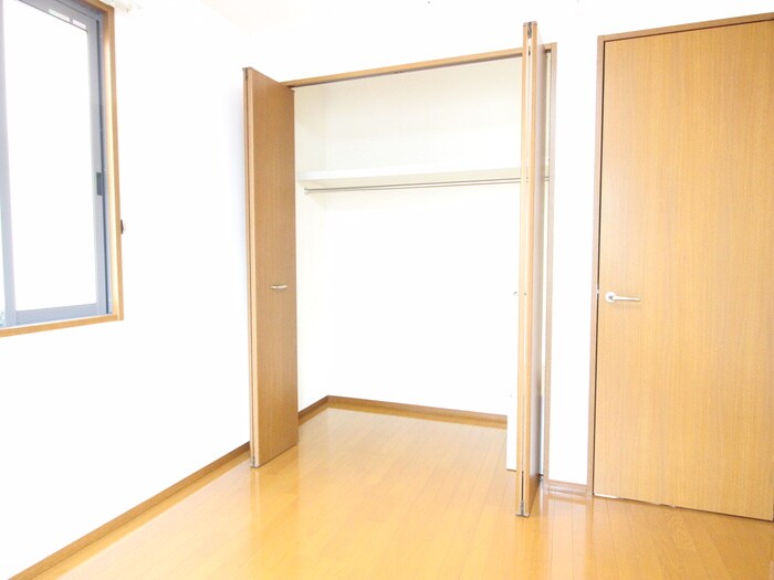 物件内観写真11　(収納)