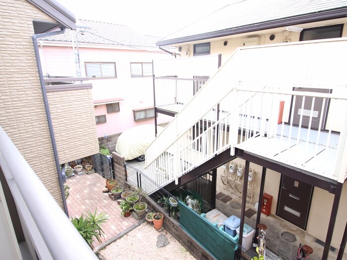 物件内観写真18　(室内からの展望)