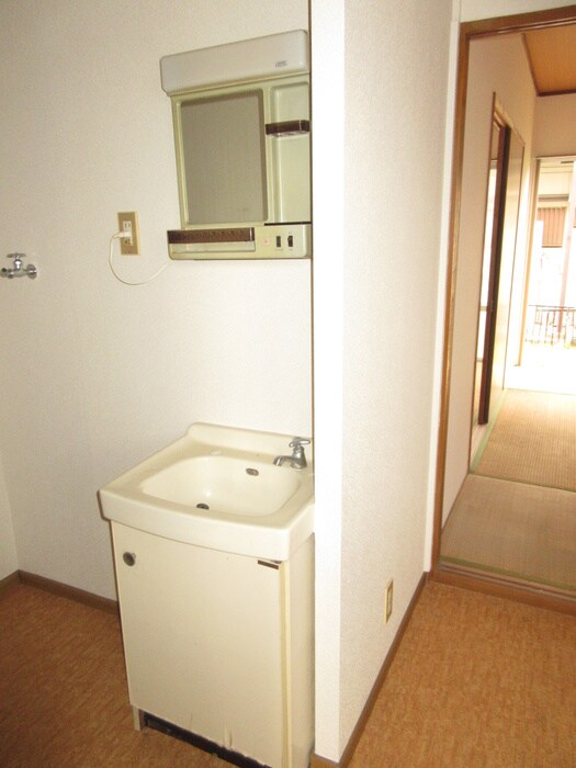 物件内観写真11　(洗面)