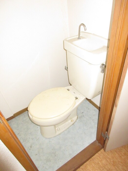 物件内観写真14　(トイレ)