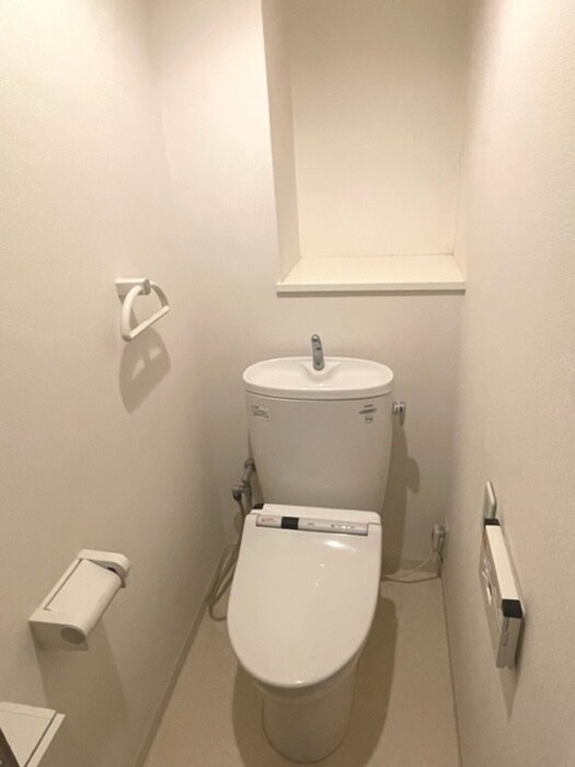 物件内観写真11　(トイレ)