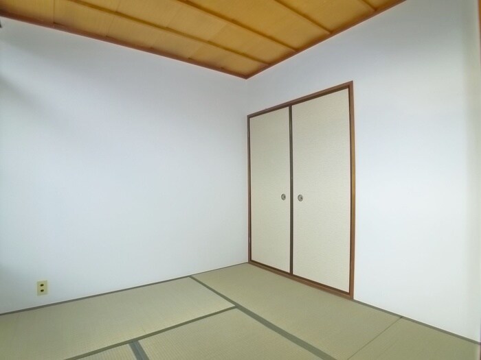 物件内観写真11　(居室)