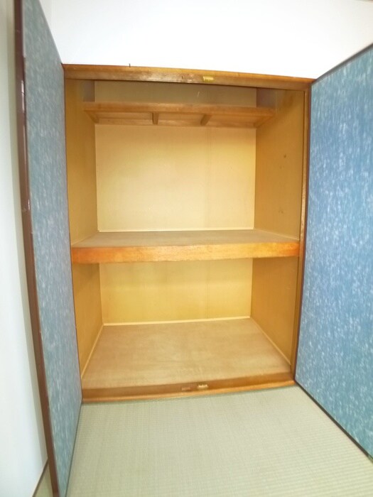 物件内観写真22　(収納)