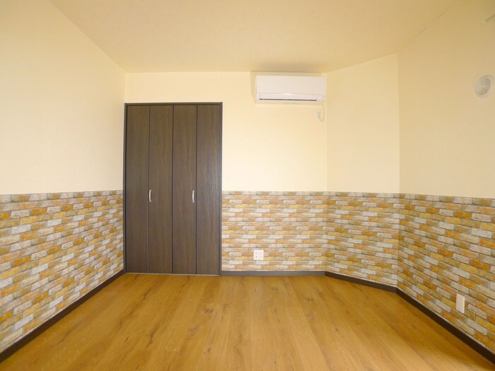 物件内観写真9　(居室)