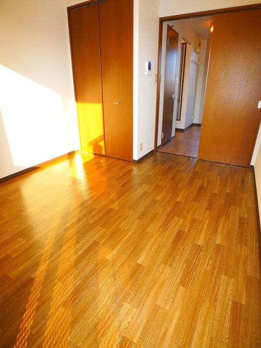 物件内観写真6　(居室)