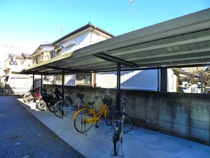 物件外観写真3　(駐輪場)