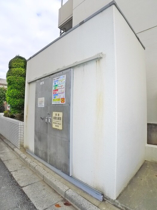 物件外観写真6　(建物設備)