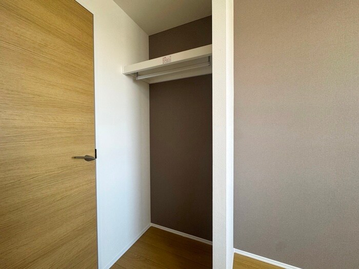 物件内観写真14　(収納)