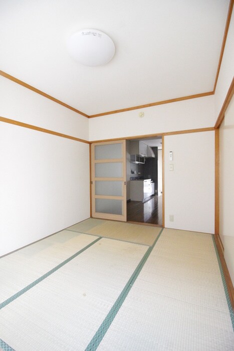 物件内観写真11　(居室)