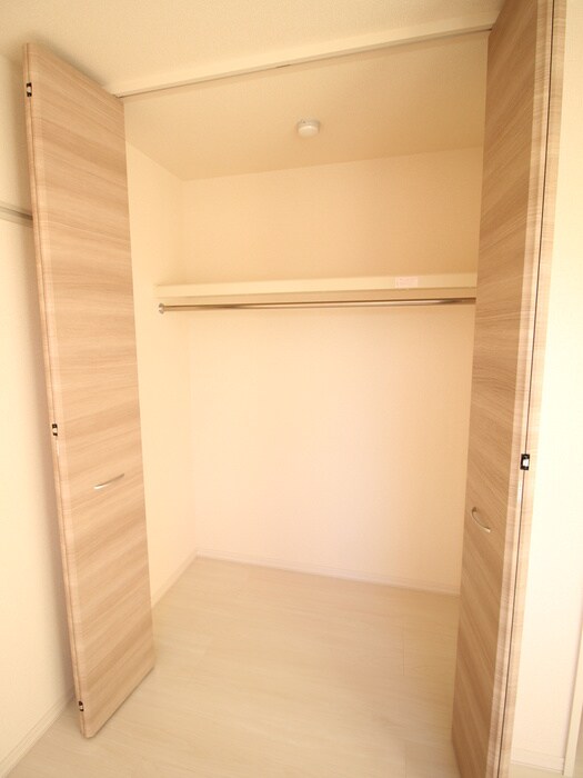 物件内観写真9　(収納)