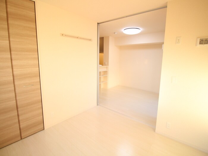 物件内観写真12　(居室)