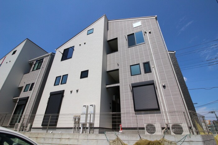 物件外観写真1　(外観写真)