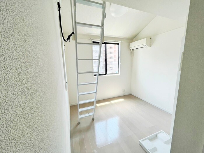 物件内観写真7　(居室)