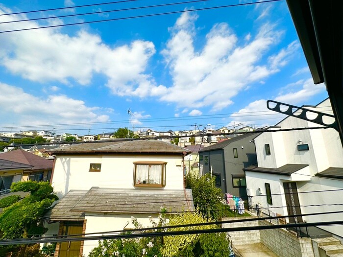 物件内観写真22　(室内からの展望)