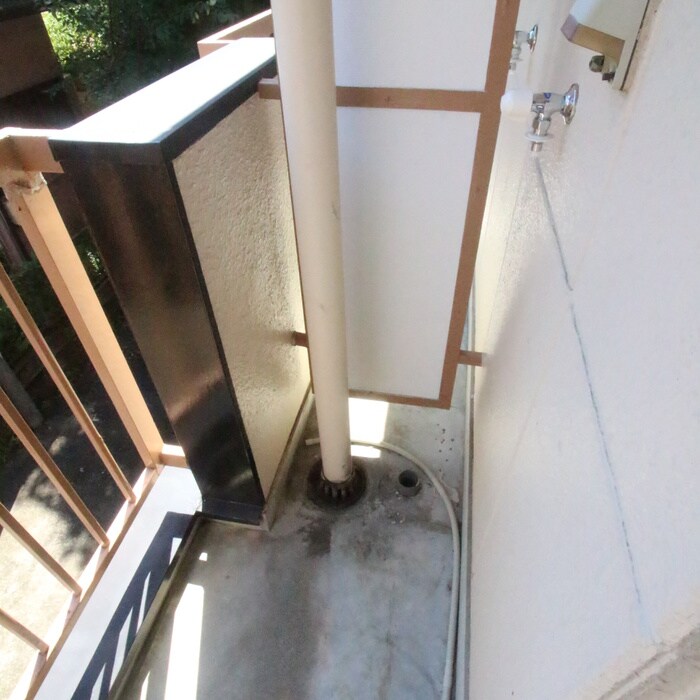 物件内観写真16　(洗濯機置場)