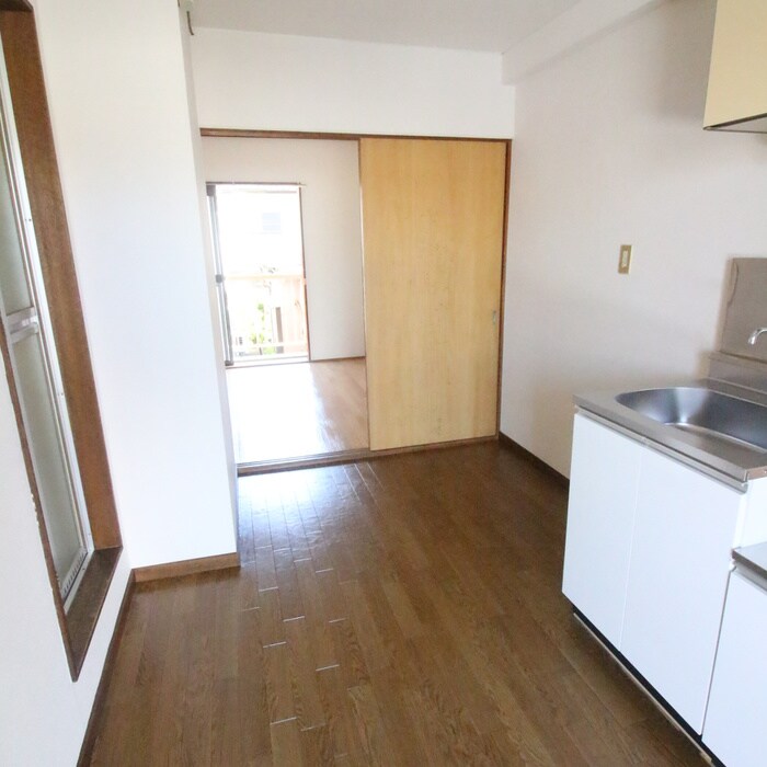 物件内観写真20　(廊下)