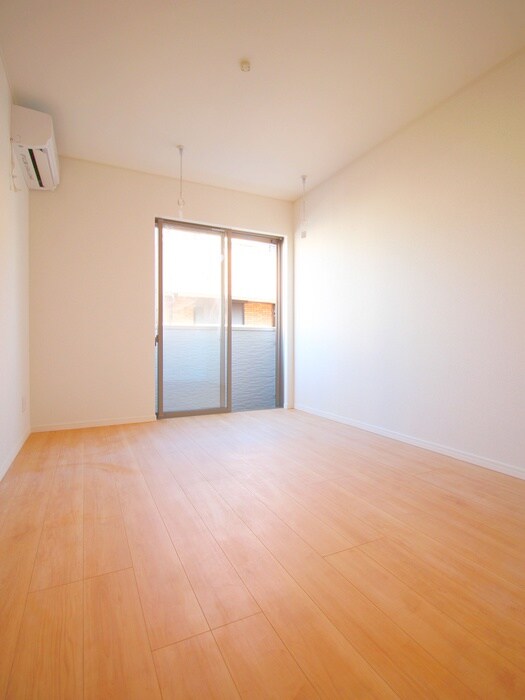 物件内観写真5　(居室)