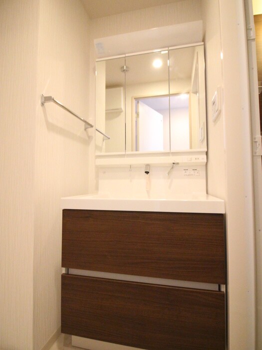 物件内観写真12　(洗面)